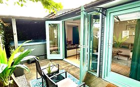 Caribbean Style Beach House With Jacuzzi & Private Garden Near Amsterdam